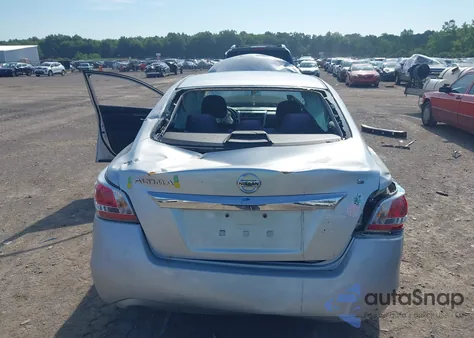 2015 Nissan Altima 2.5 S из США, поврежденный, VIN 1N4AL3AP3FN401004